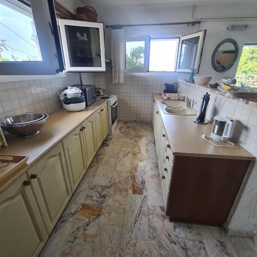 Marmara Villa Aigeira Eksteriør bilde